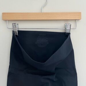 SPANX Dark Blue Ribbed Leggings, Size Small, Slimming and Comfortable